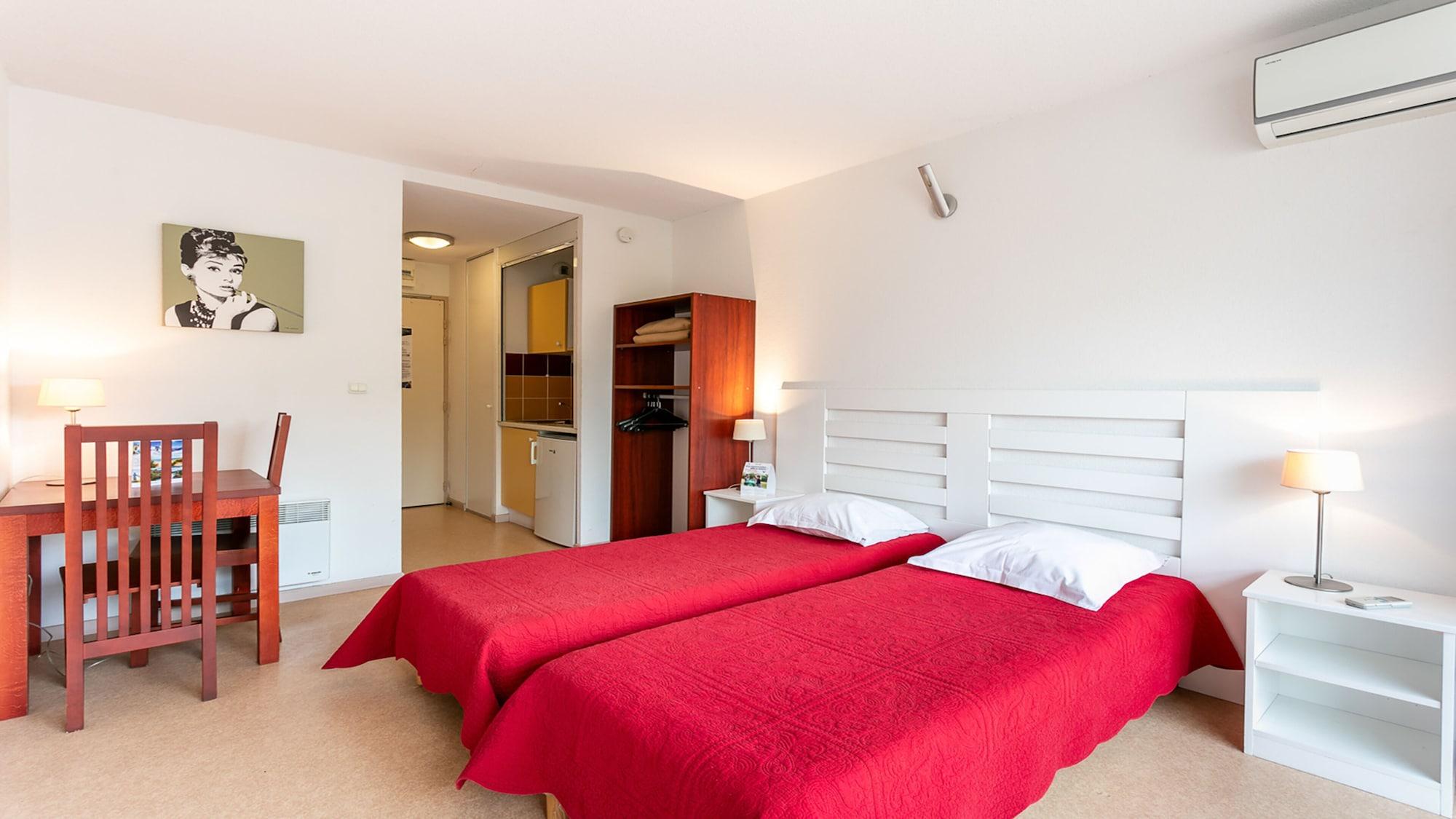 Vacanceole - Residence Le Saint Clair Agde Exterior foto