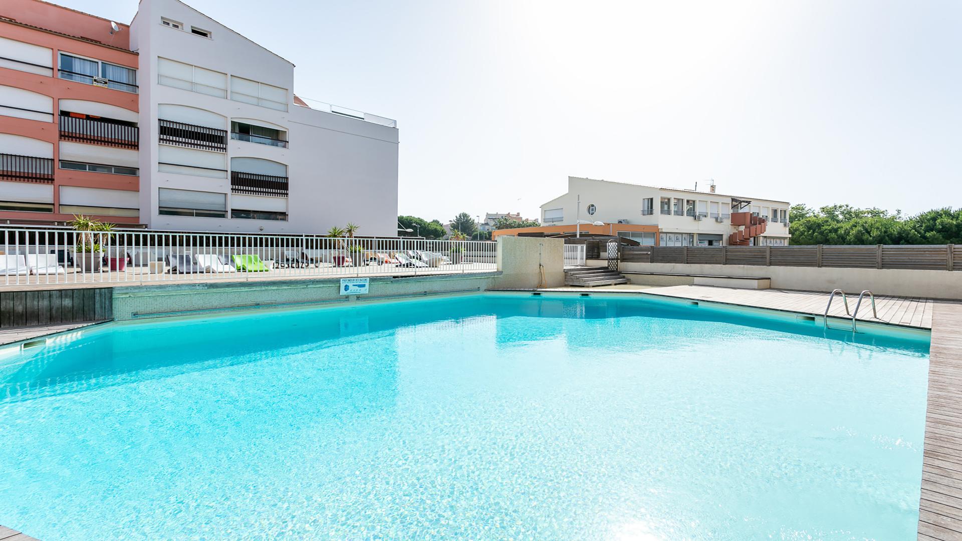 Vacanceole - Residence Le Saint Clair Agde Exterior foto